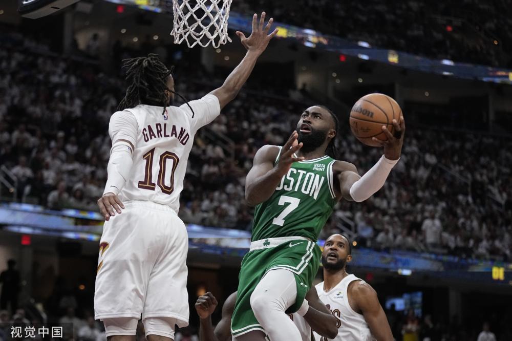 了我们对足 了我们对足