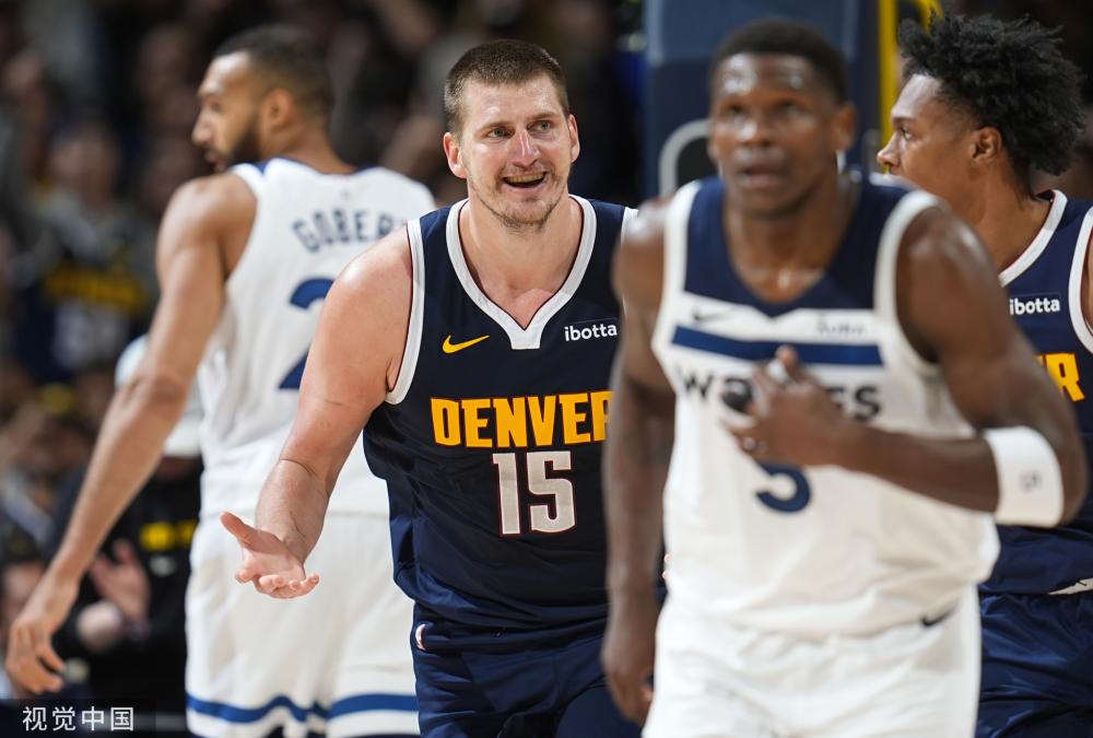 成为世界足 成为世界足